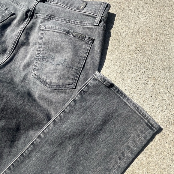 7 For All Mankind Luxe Performance Slimmy Staight Jeans - Picture 14 of 16